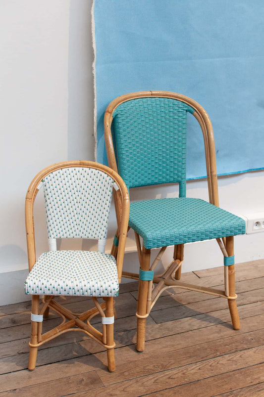 Où installer une chaise personnalisée en rotin Drucker ?