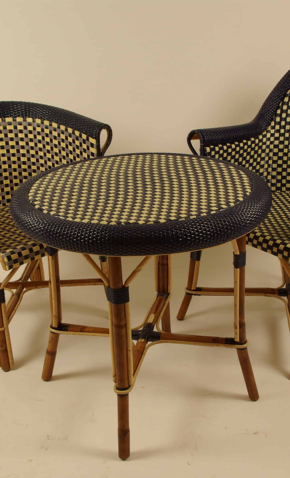 Pieds de table sur mesure : les critères de choix !