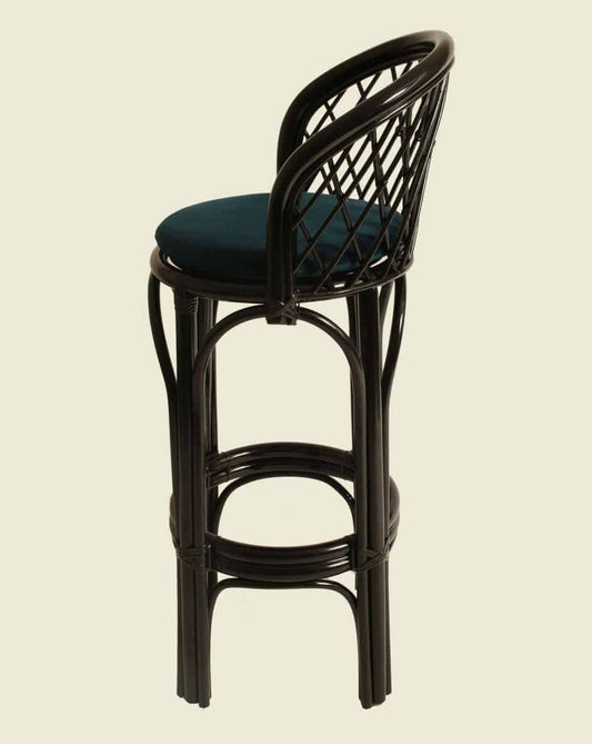 Les tabourets de bar en rotin de Maison Louis Drucker !