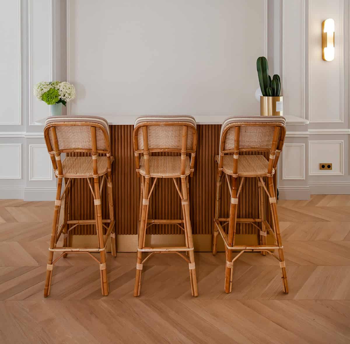 Chaises hautes larges