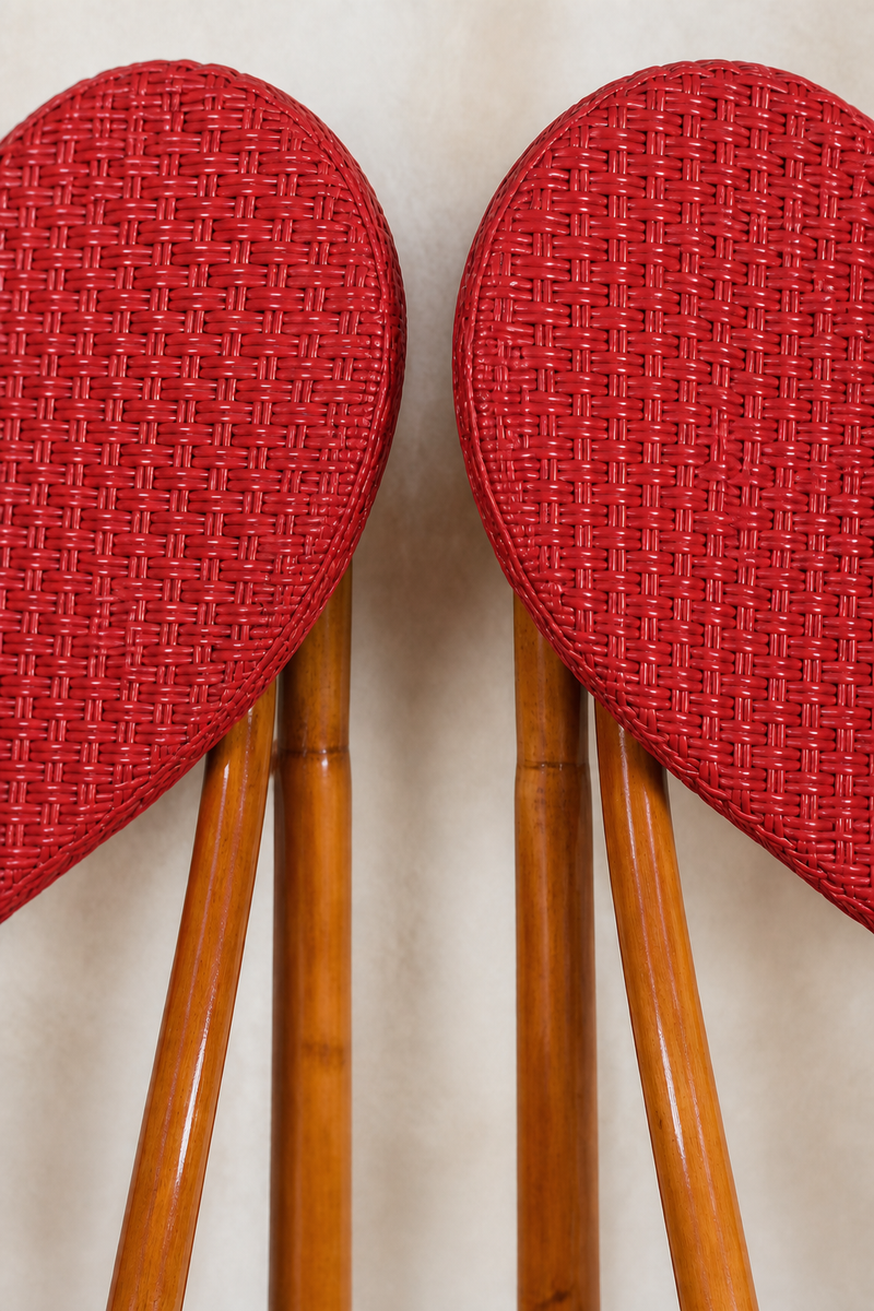 Craft macro: two chairs back to back